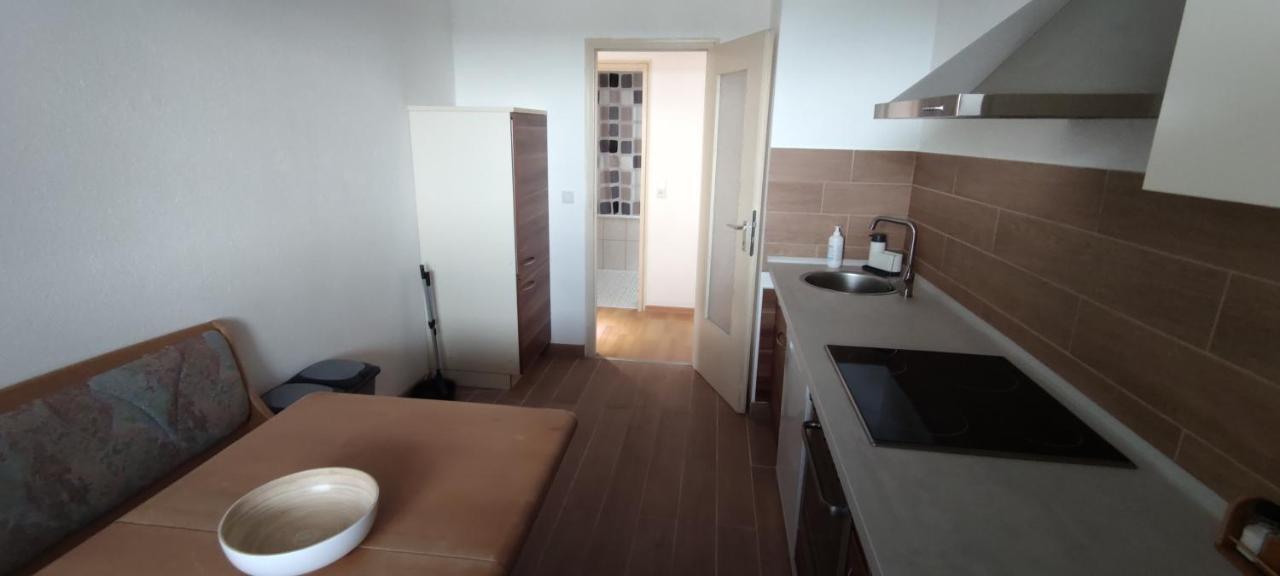 Skyline-Aussicht Und Fantastische Sonnenuntergaenge Apartamento Langen  Exterior foto